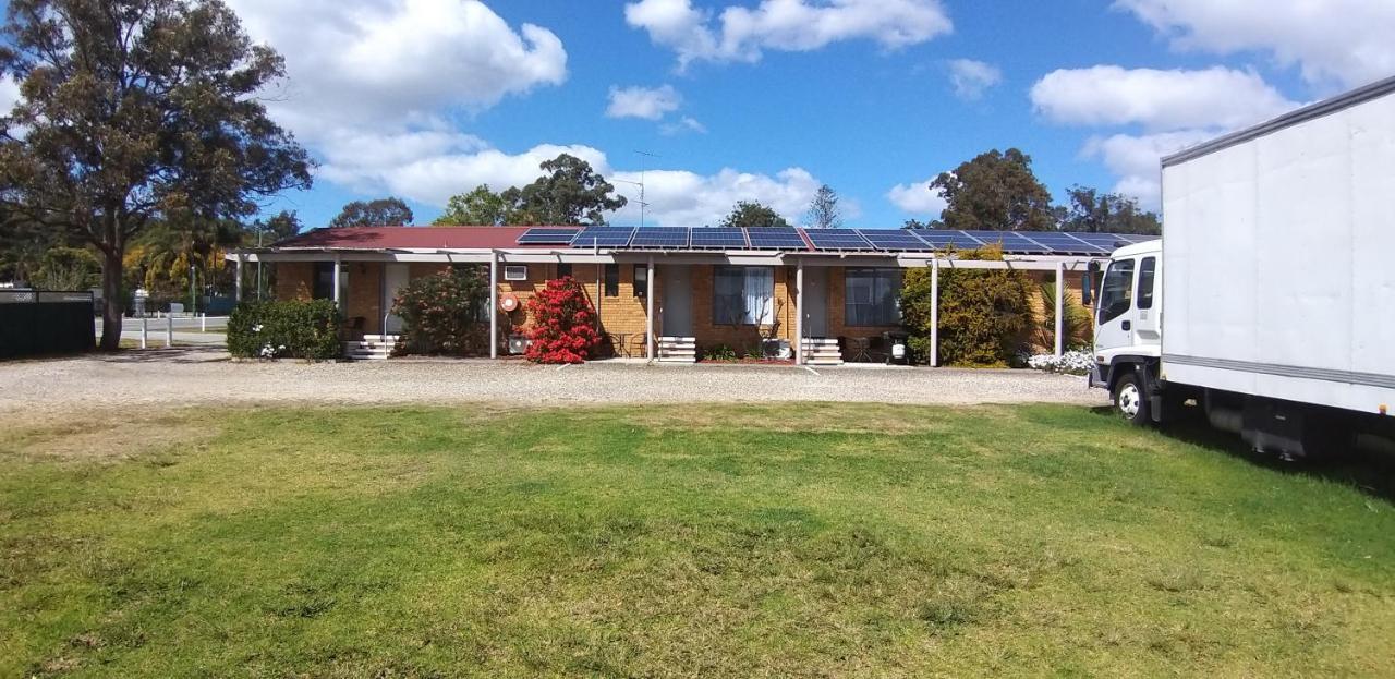Taree Country Motel Exterior photo